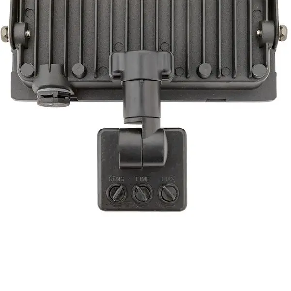 Прожектор светодиодный СДО-3004 с инфракрасным датчиком движения 50Вт 6500К IP54 LUMA EKF Прожектор светодиодный СДО-3004 с инфракрасным датчиком движения 50Вт 6500К IP54 LUMA EKF